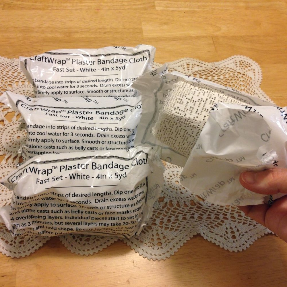 Craftwrap - Plaster Cloth Gauze Bandage for Scenery, Crafts, Belly Cast